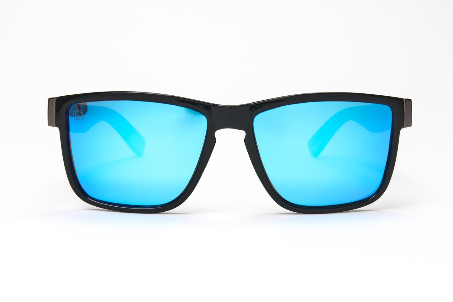 Luma sunglasses Fistral blue front on product view